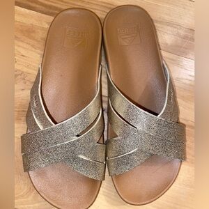 Reef Women's Sandals Cushion Spring Bloom, Champagne